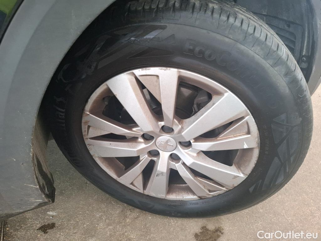  Peugeot  5008  Active Business 1.2 PureTech 130CV BVA8 7 Sieges E6d #60