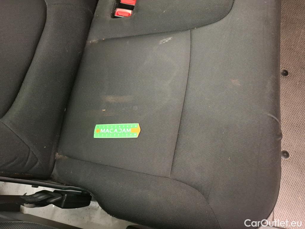  Renault  Trafic RENAULT  4p Combi Zen L1 dCi 115 #34