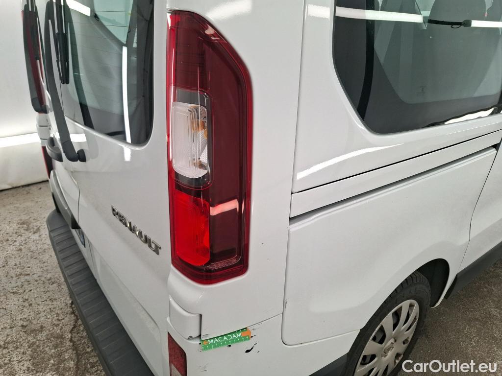  Renault  Trafic RENAULT  4p Combi Zen L1 dCi 115 #18