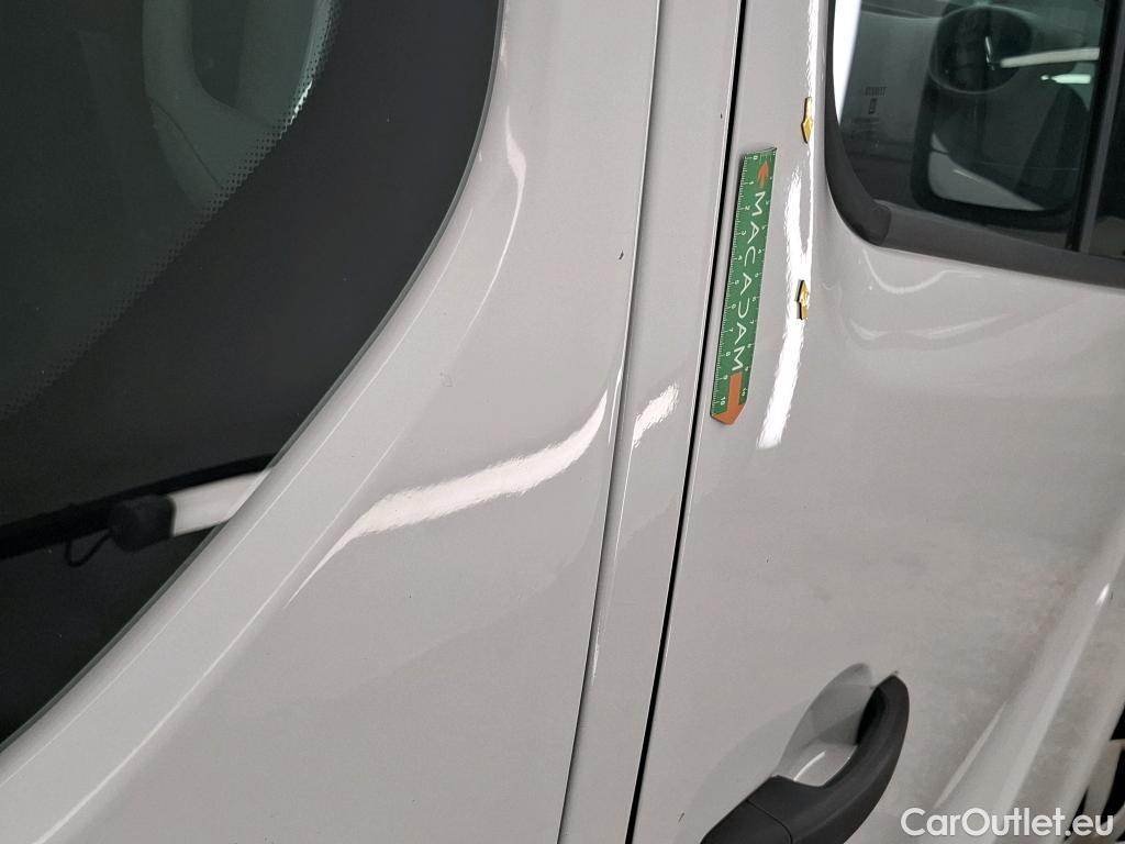  Renault  Trafic RENAULT  4p Combi Zen L1 dCi 115 #27