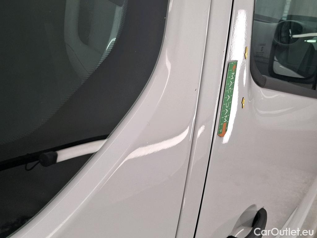  Renault  Trafic RENAULT  4p Combi Zen L1 dCi 115 #26