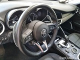  Alfa Romeo  Giulietta ALFA ROMEO GIULIA / 2016 / 4P / BERLINA 2.2 TURBO AT8 160CV BUSINESS #99
