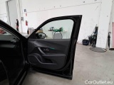  Peugeot  2008 PEUGEOT  / 2019 / 5P / CROSSOVER BLUEHDI 130 EAT8 ALLURE PACK S/S AUT. #114