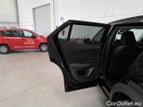  Peugeot  2008 PEUGEOT  / 2019 / 5P / CROSSOVER BLUEHDI 130 EAT8 ALLURE PACK S/S AUT. #140