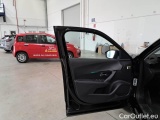  Peugeot  2008 PEUGEOT  / 2019 / 5P / CROSSOVER BLUEHDI 130 EAT8 ALLURE PACK S/S AUT. #142