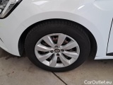  Renault  Clio RENAULT  / 2019 / 5P / BERLINA 1.5 DCI BLUE 63KW BUSINESS #104
