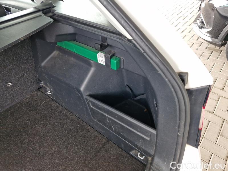  Skoda  Fabia  Combi (2015)  Com.1.0TSI 70 Ambition #23