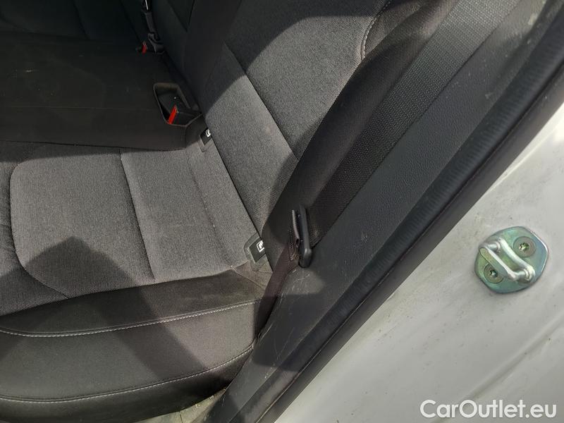  Hyundai  i30   cw (PD)(2017->)  kom.1.6CRDi 115 Smart #9