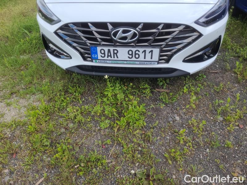  Hyundai  i30   cw (PD)(2017->)  kom.1.5T-GDI Smart 5d #23