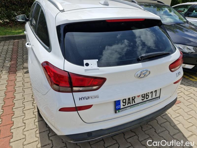  Hyundai  i30   cw (PD)(2017->)  kom.1.5T-GDI Smart 5d #15