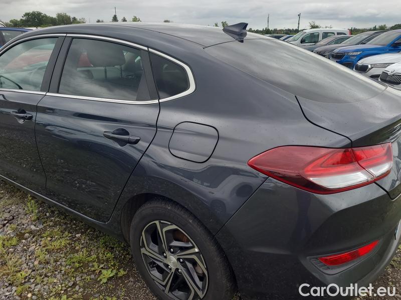  Hyundai  i30  Fastback (2018 ->)  FB 1.0TGDI 120 Smart AT #3