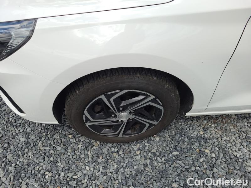  Hyundai  i30   cw (PD)(2017->)  kom.1.6CRDi 115 Smart #4