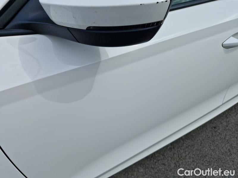  Skoda  Octavia  Combi (NX3)(2020) Oct.Combi 1.5TSI 110 Active #8