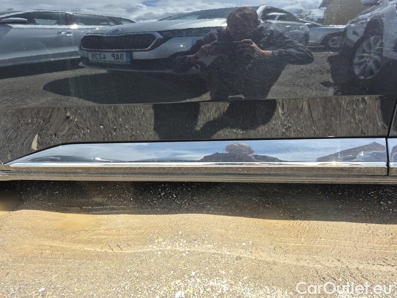  Skoda  Superb  (3V3)(2015) Supe.2.0TDI 147 L&K 4x4 Aut #10