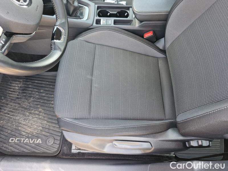  Skoda  Octavia  Combi (NX3)(2020) Oct.Combi 2.0TDI 85 Ambition #7