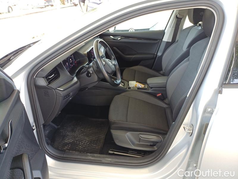  Skoda  Octavia  Combi (NX3)(2020) Oct.C.2.0TDI 110 4x4 Ambit AT #12