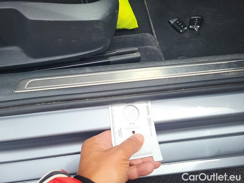  Volkswagen  Passat  Variant (CB5) (2019) Pas.Var.2.0TDI 110 HL AT #23