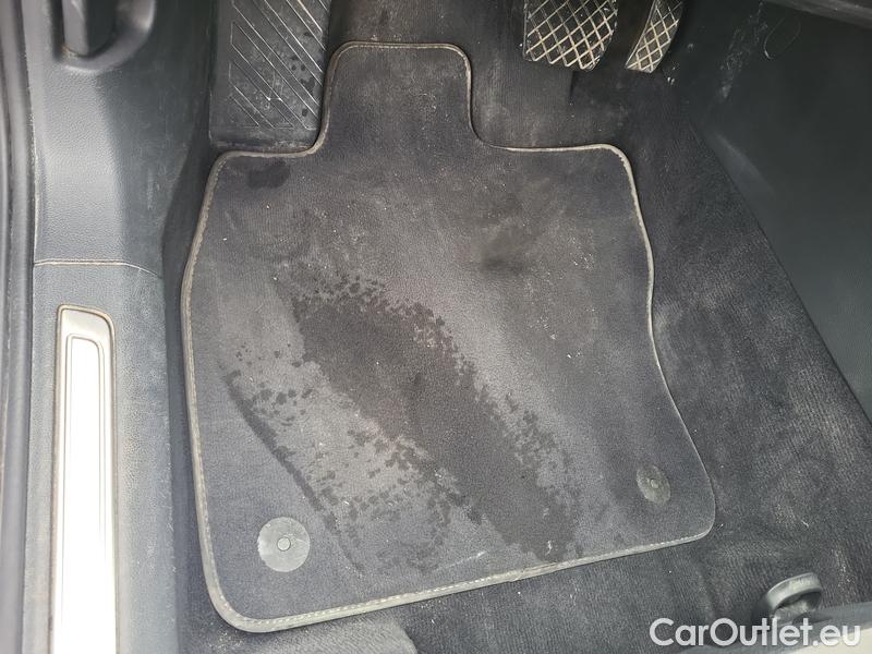  Volkswagen  Passat  Variant (CB5) (2019) Pas.Var.2.0TDI 110 HL AT #14