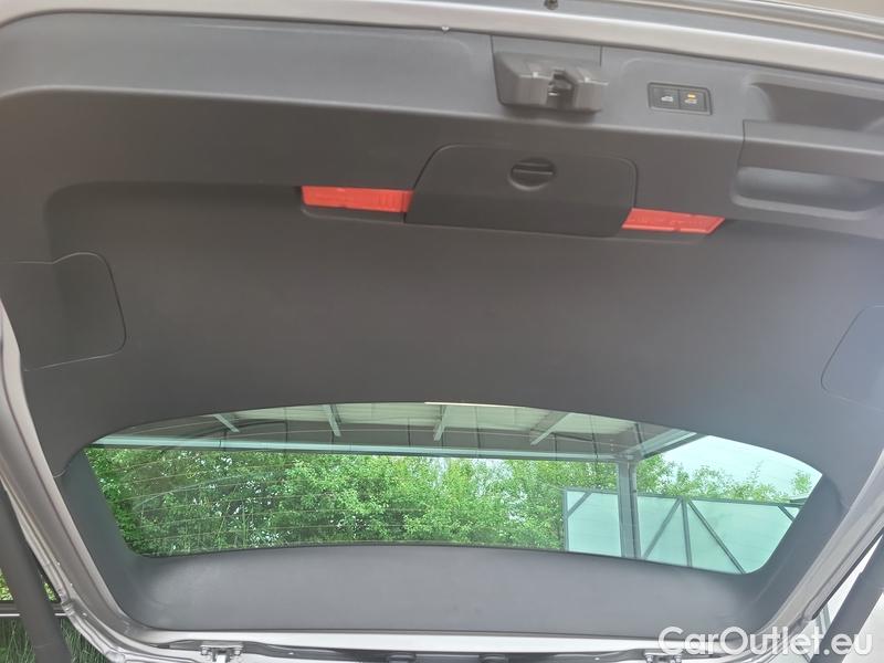  Volkswagen  Passat  Variant (CB5) (2019) Pas.Var.2.0TDI 110 Elegance AT #16