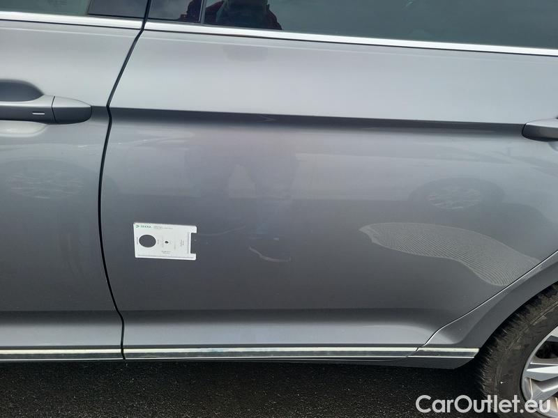  Volkswagen  Passat  Variant (CB5) (2019) Pas.Var.2.0TDI 110 HL AT #3