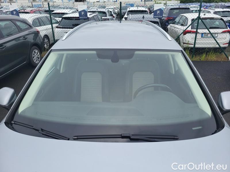  Volkswagen  Passat  Variant (CB5) (2019) Pas.Var.2.0TDI 110 HL AT #1