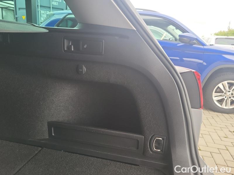  Volkswagen  Passat  Variant (CB5) (2019) Pas.Var.2.0TDI 110 Elegance AT #20