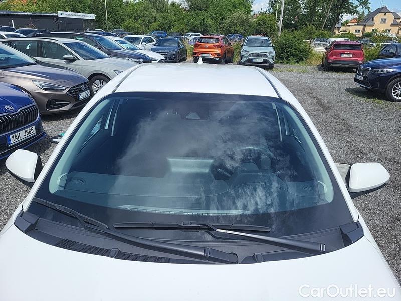  Toyota  Yaris  (XP21) (2020)  1.5Hyb Comfort AT #1
