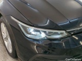  Volkswagen  Golf  Volkswagen 1.0 eTSI 81kW DSG Life Business 5d #14