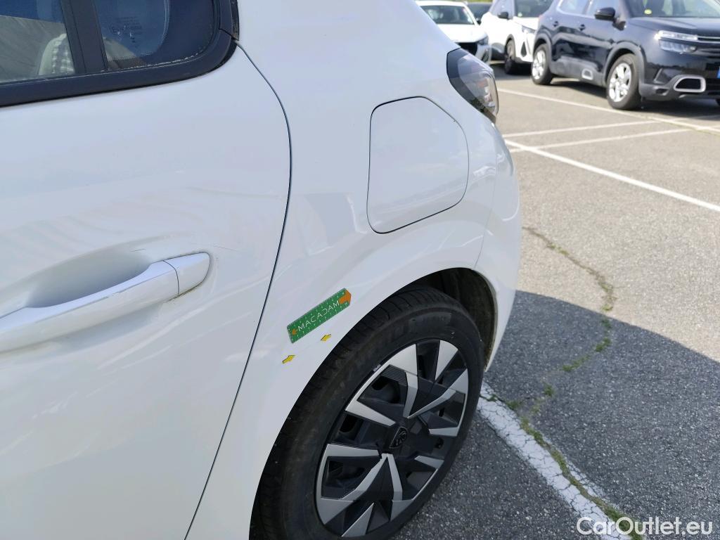  Peugeot  208  Active 1.2 PureTech 100CV BVM6 E6d #8