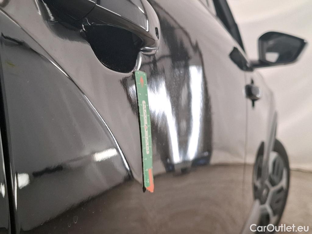  Citroen  C4  Berline Feel 1.2 PureTech 100CV BVM6 6E #4