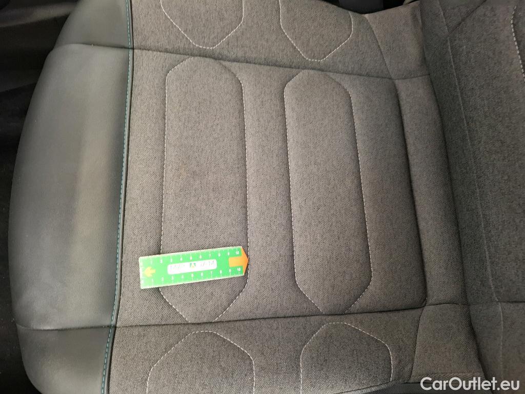  Citroen  C4  X Feel Pack 1.2 PureTech 130CV BVA8 6E #28
