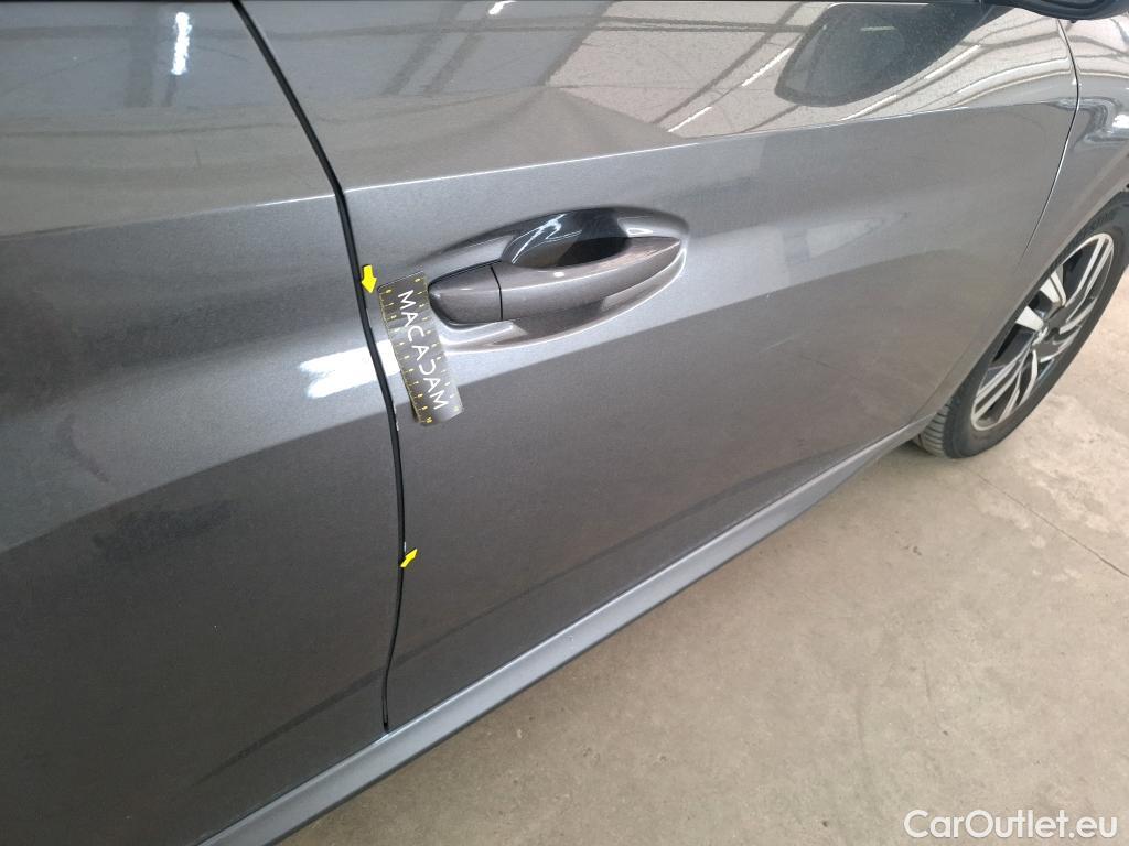  Peugeot  208  Allure Business 1.5 HDi 100CV BVM6 E6d #52