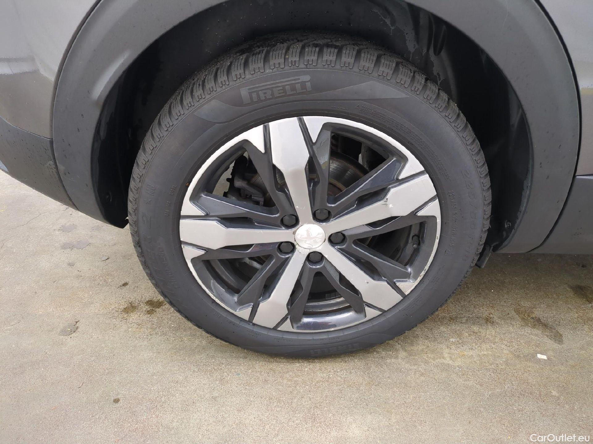  Peugeot  3008 PEUGEOT  / 2020 / 5P / SUV PureTech 130 S&S EAT8 GT Pack #14