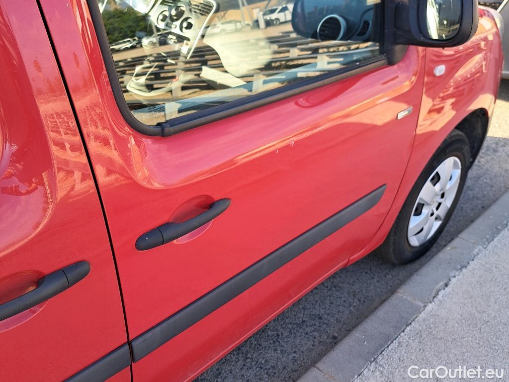  Renault  Kangoo RENAULT  Z.E./2013/3P/furgón derivado de turismo Z.E. #44