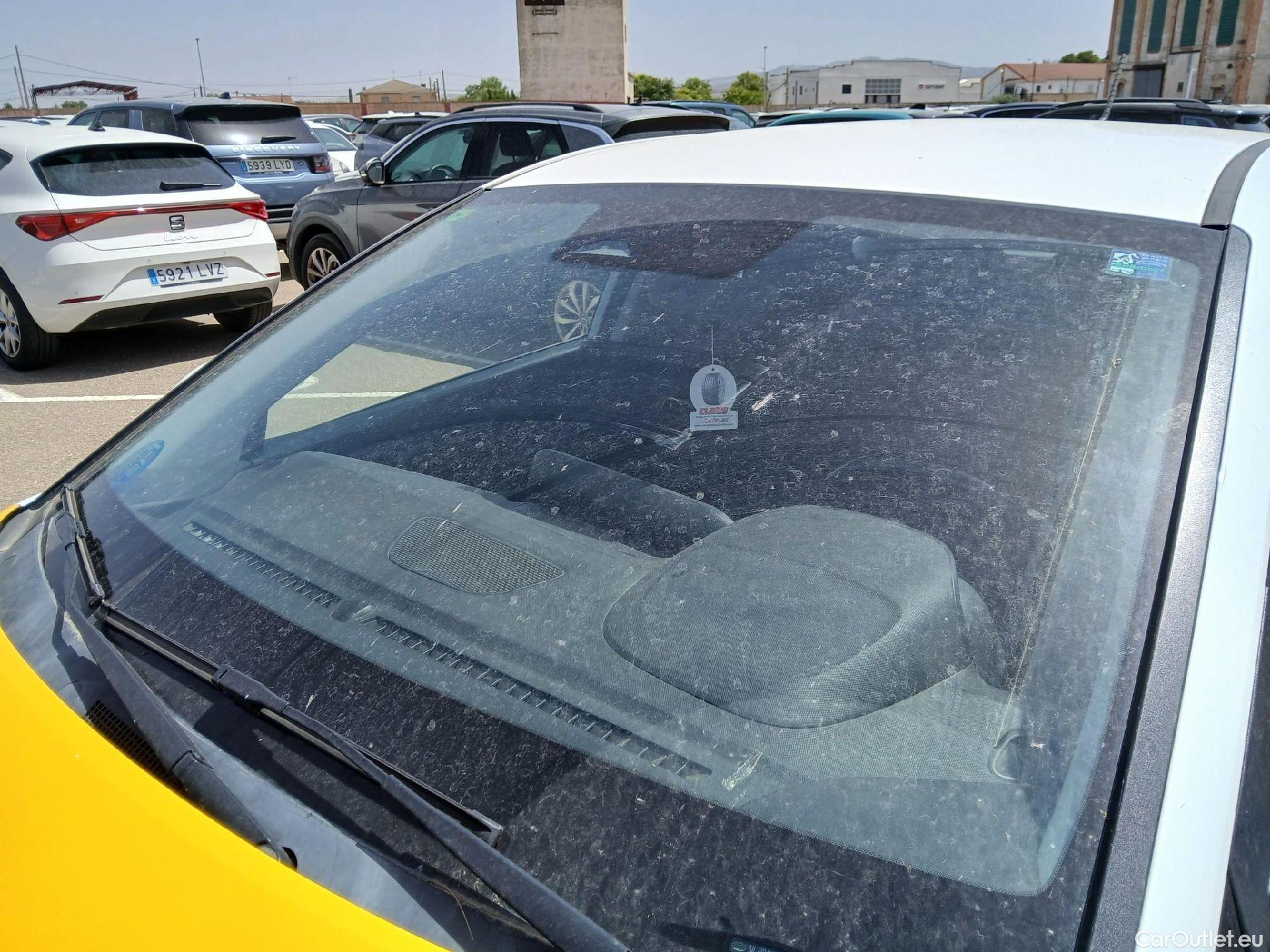  Hyundai  i20 HYUNDAI  / 2020 / 5P / berlina con portón 1.0 TGDI 74kW (100CV) 48V Essence #9