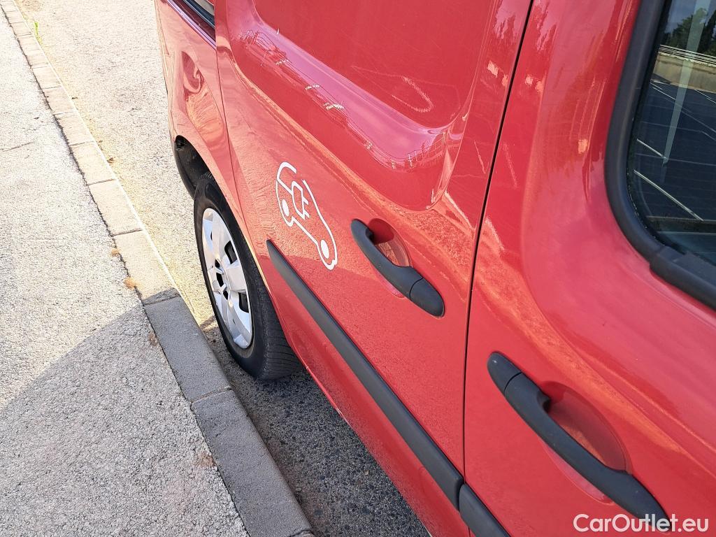  Renault  Kangoo RENAULT  Z.E./2013/3P/furgón derivado de turismo Z.E. #21
