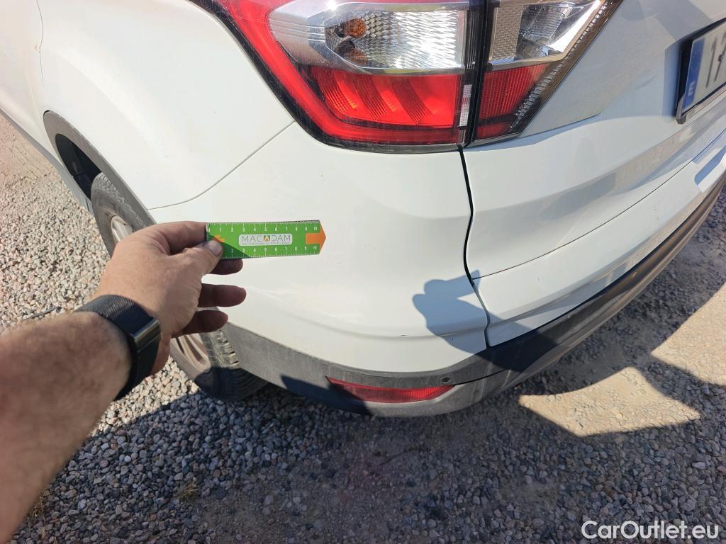  Ford  Kuga FORD  / 2016 / 5P / todoterreno 1.5 EcoBoost 88kW 4x2 Trend+ (CX) #25