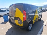 Fiat  Doblo FIAT Doblò Cargo/2015/3P/furgón derivado de turismo Cargo Base Plus 1.3 Mjet 59kW (80CV) #2