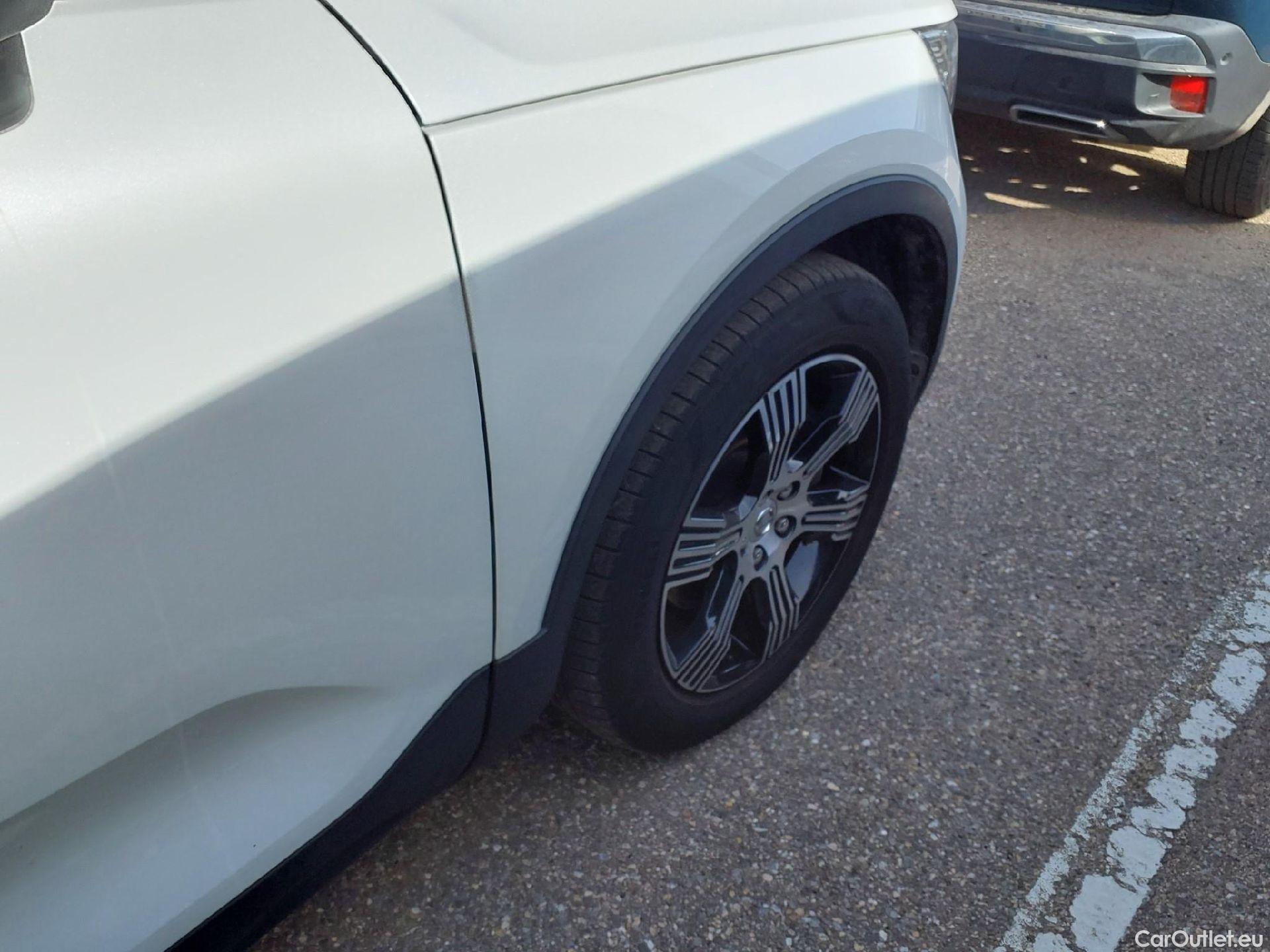  Volvo  XC 40 VOLVO XC40 / 2017 / 5P / todoterreno 2.0 B4 G Inscrption Auto #16