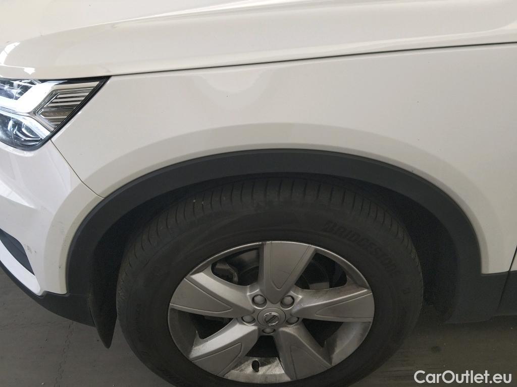  Volvo  XC 40 VOLVO XC40 / 2017 / 5P / todoterreno 1.5 T2 Momentum Core #15