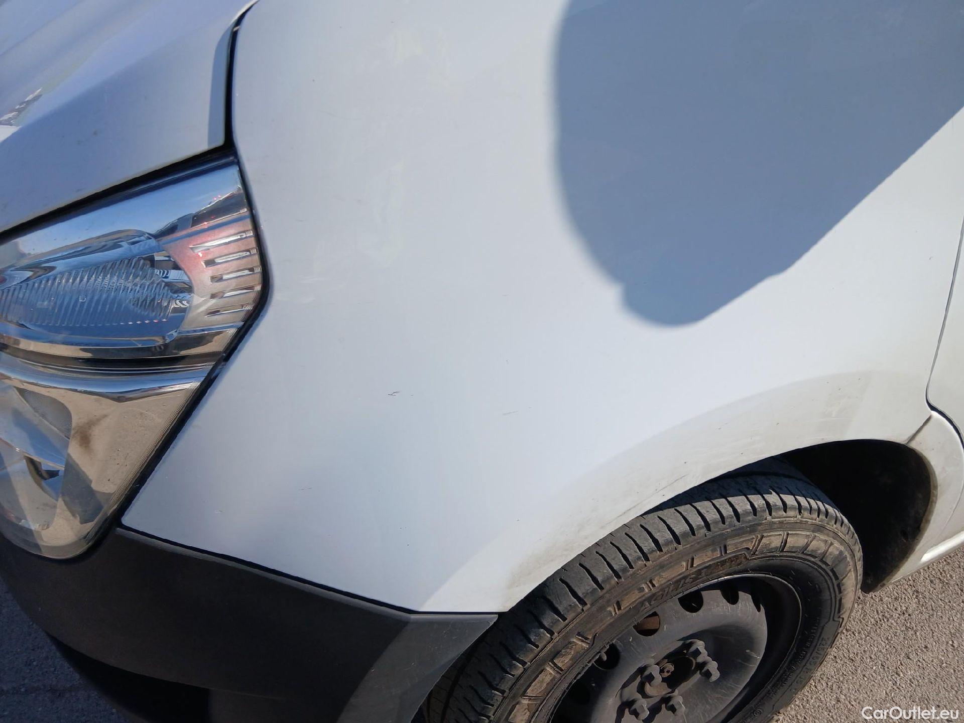  Nissan  NV400 NISSAN  / 2011 / 4P / furgón L2H2 3,5T 2.3dCi EU6 96kW FWD BASIC #3