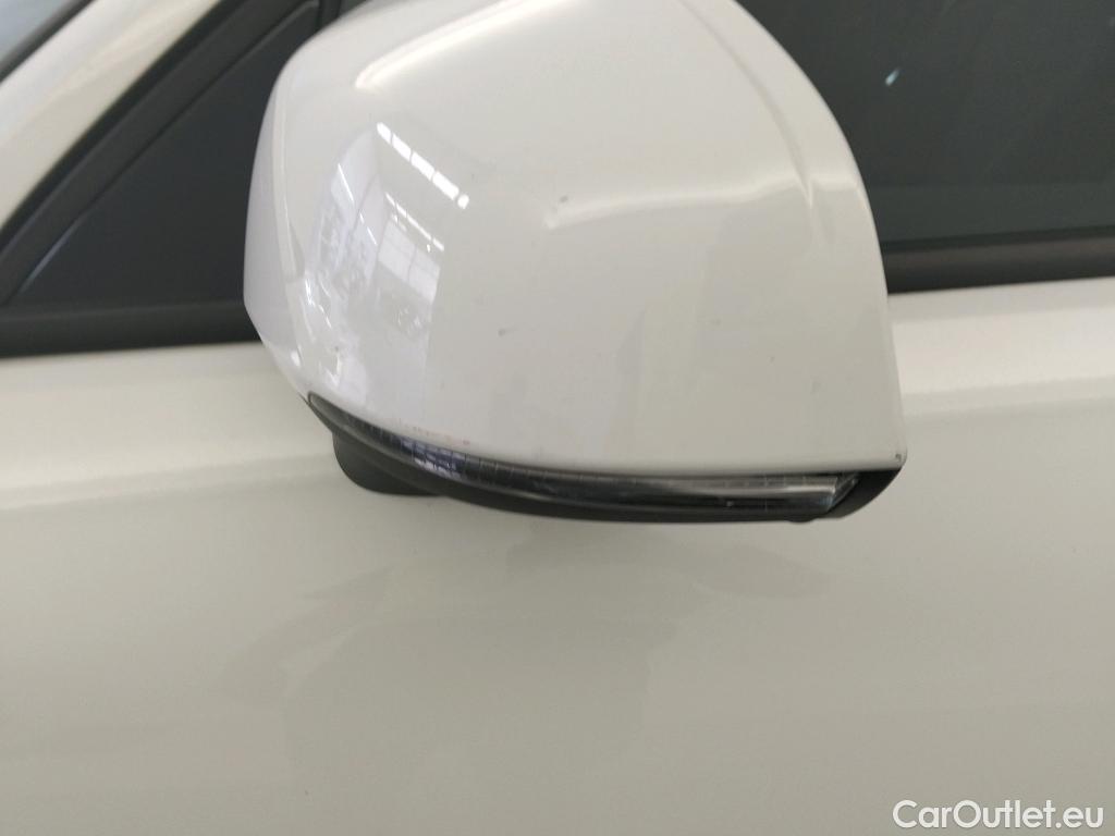  Volvo  XC 40 VOLVO XC40 / 2017 / 5P / todoterreno 1.5 T2 Momentum Core #21