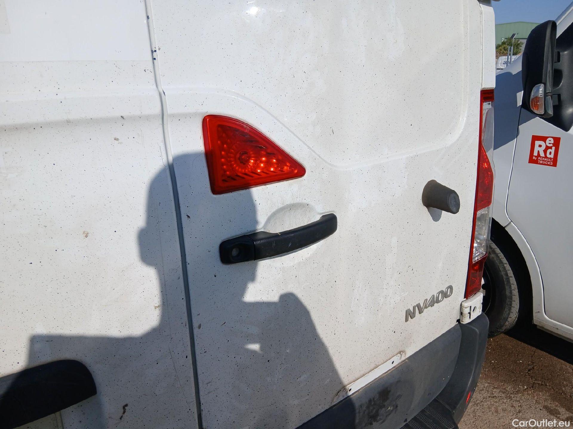  Nissan  NV400 NISSAN  / 2011 / 4P / furgón L2H2 3,5T 2.3dCi EU6 96kW FWD BASIC #18