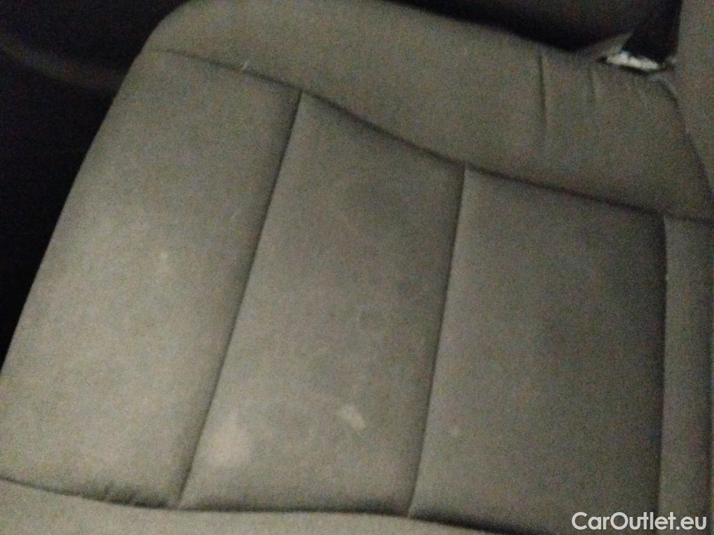  Volvo  XC 40 VOLVO XC40 / 2017 / 5P / todoterreno 1.5 T2 Momentum Core #5