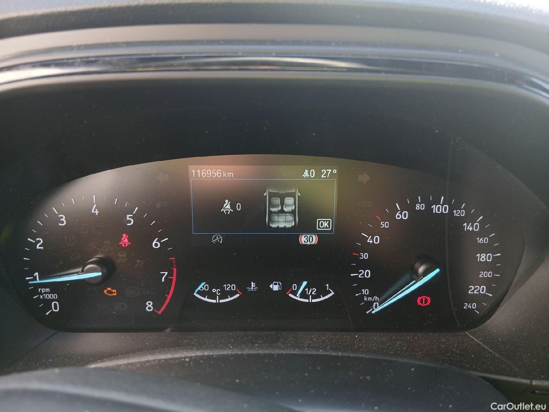  Ford  Focus FORD  / 2018 / 5P / berlina con portón 1.0 Ecoboost MHEV 92kW ST-Line #1