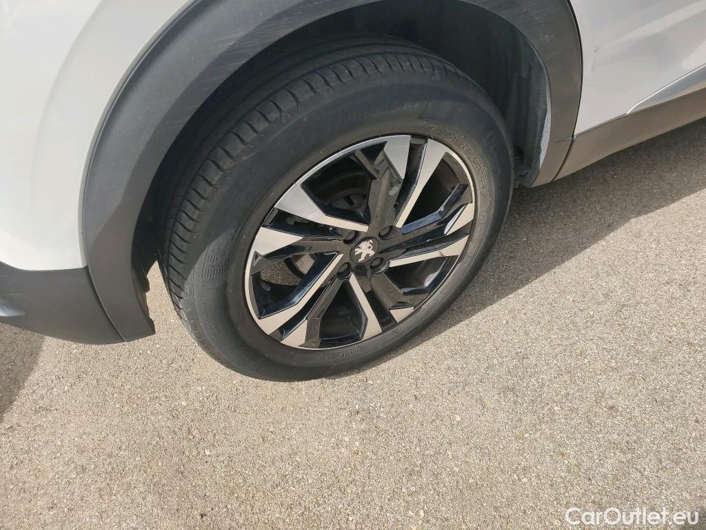  Peugeot  2008 PEUGEOT  / 2019 / 5P / todoterreno Allure Pack BlueHDI 81kW (110CV) (AC) #7