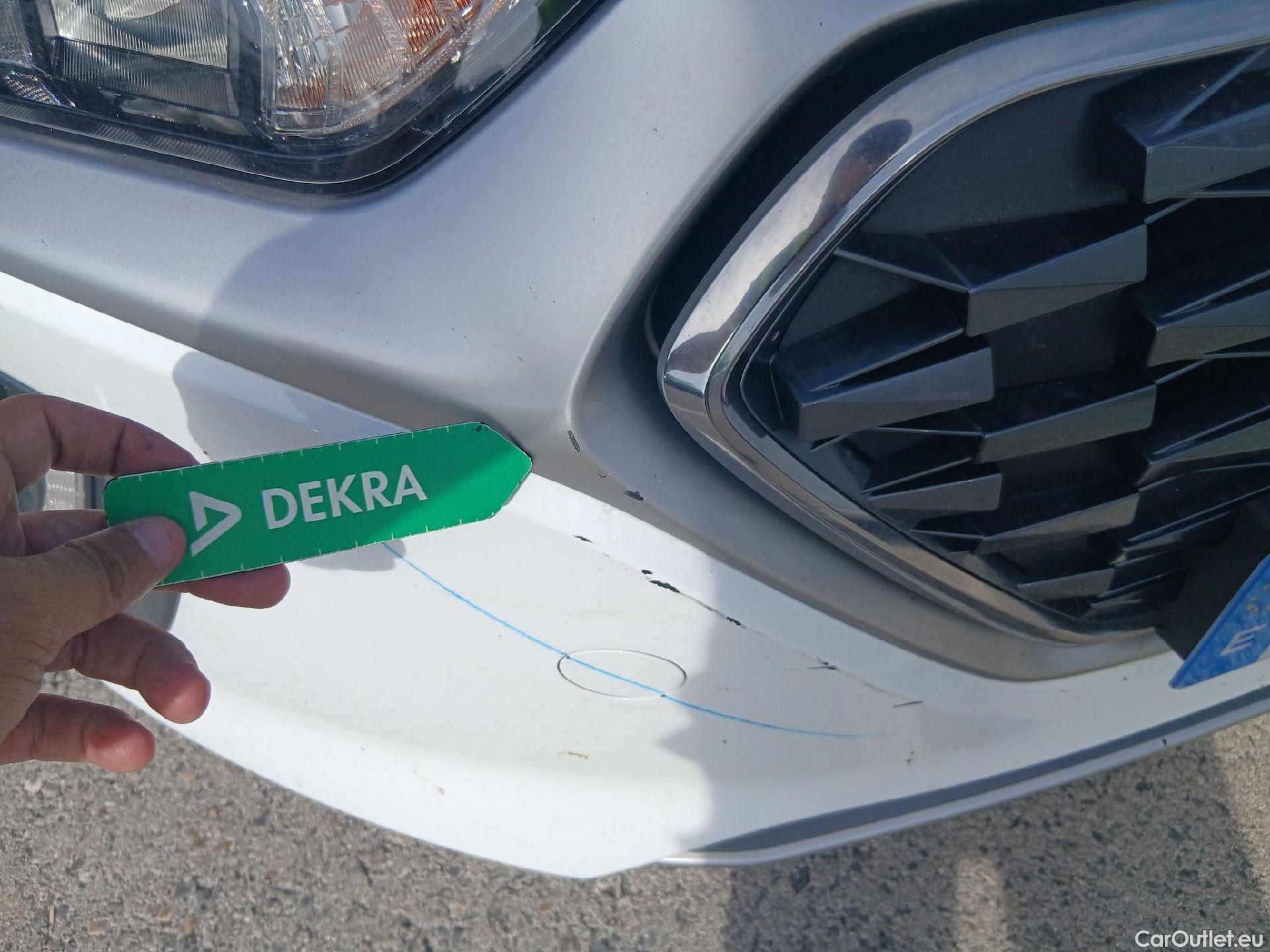  Hyundai   Ioniq HYUNDAI / 2019 / 5P / berlina con portón 1.6 GDI HEV Tecno DCT #4