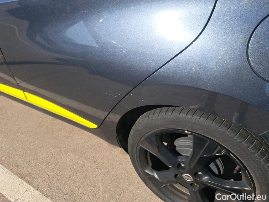  Nissan  Micra NISSAN  / 2017 / 5P / berlina con portón IG-T 68 kW (92 CV) E6D-F CVT Kiiro(SP) #18