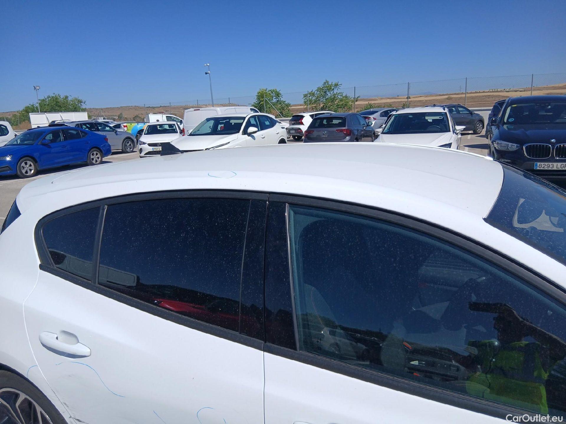  Ford  Focus FORD  / 2018 / 5P / berlina con portón 1.0 Ecoboost MHEV 92kW ST-Line #44