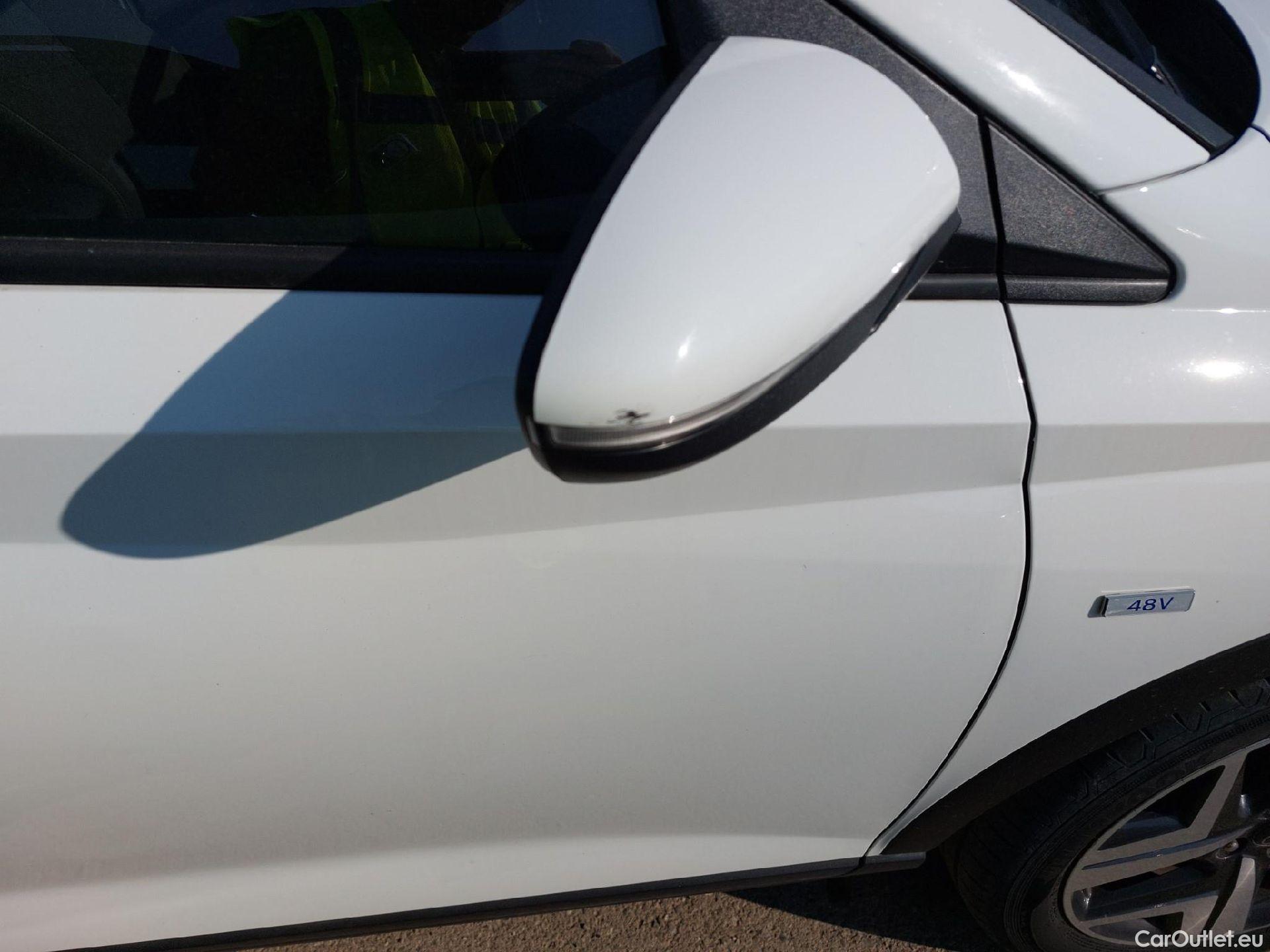  Hyundai  Bayon HYUNDAI  / 2021 / 5P / todoterreno 1.0 TGDI 74kW (100CV) 48V Tecno #19